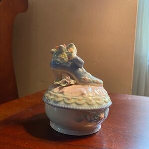 Vintage Trinket Music Box